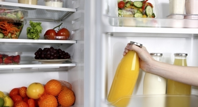 Dicas para guardar alimentos na geladeira sem estragá-los.